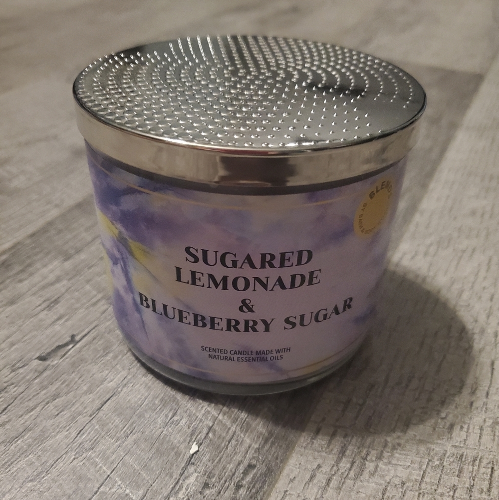 Bath And Body Works Sugared Lemonade And Blueberry Sugar Candle